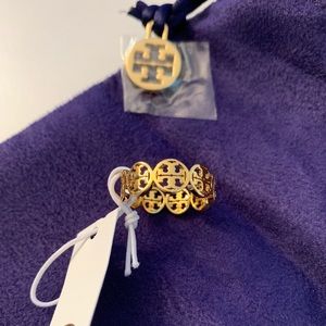 Tory Burch logo ring size 7